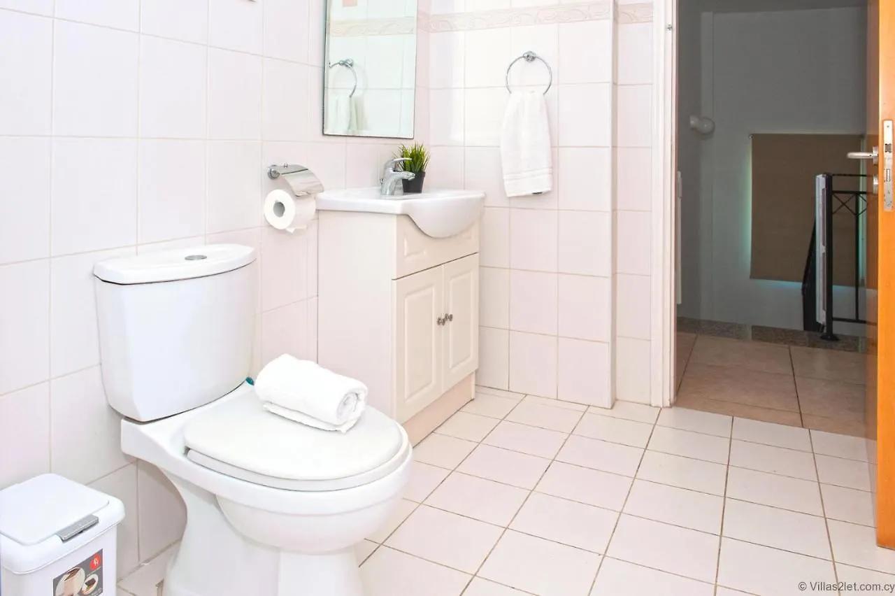 פרוטאראס Villa Ourania 0*,  קפריסין