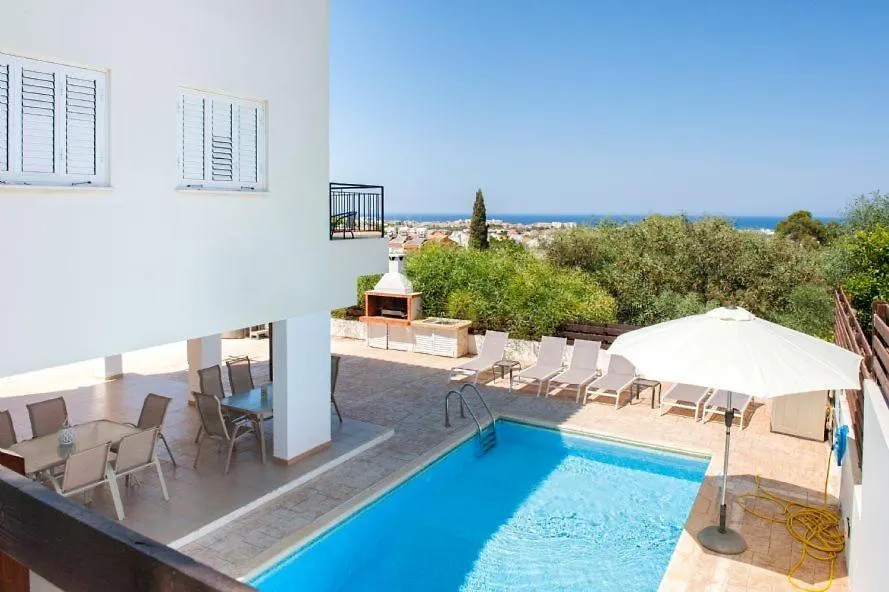 פרוטאראס Villa Ourania